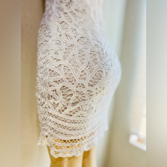 INC women’s dress size 2  white, layered dress with crochet on the top layer. - Picture 7 of 16